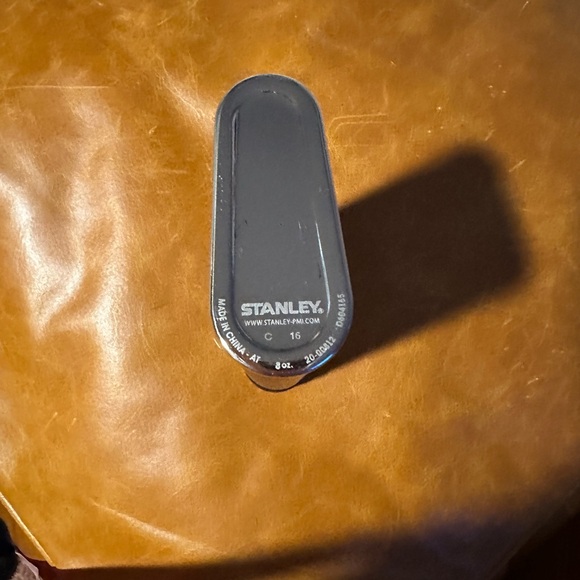 Stanley Classic Easy Fill Wide Mouth Flask 8 OZ Matte Black - Picture 4 of 7